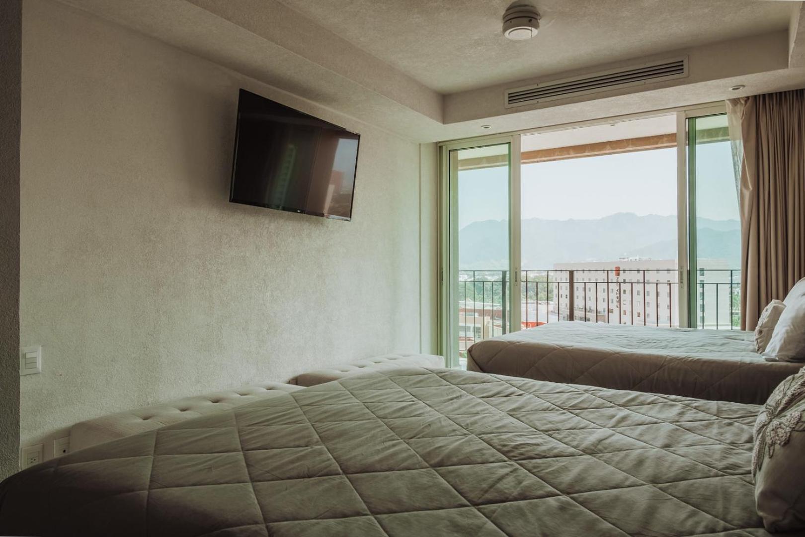 Grand Venetian Beachfront Condos Puerto Vallarta Extérieur photo
