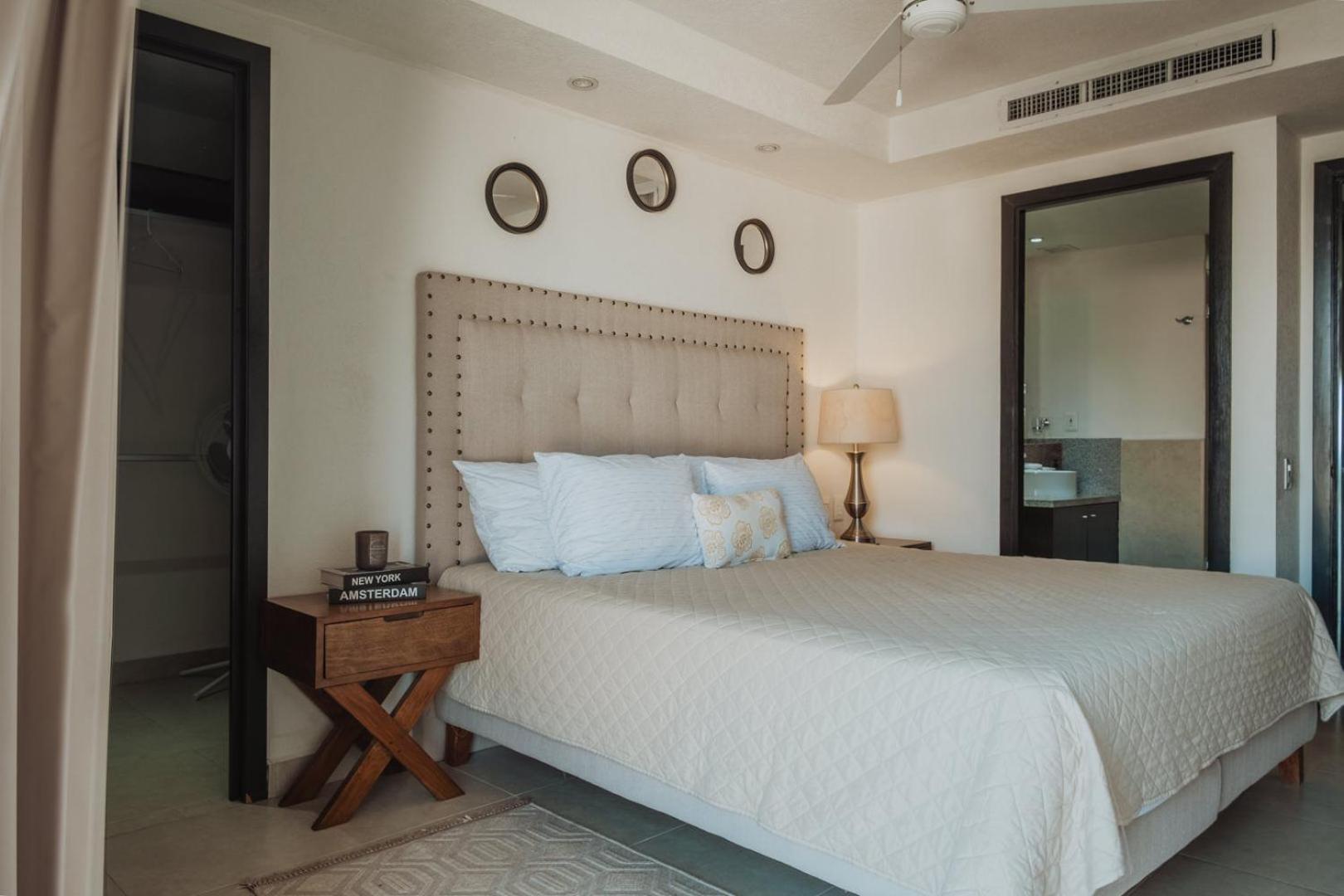 Grand Venetian Beachfront Condos Puerto Vallarta Extérieur photo