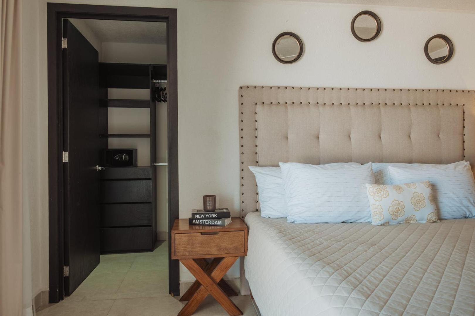 Grand Venetian Beachfront Condos Puerto Vallarta Extérieur photo