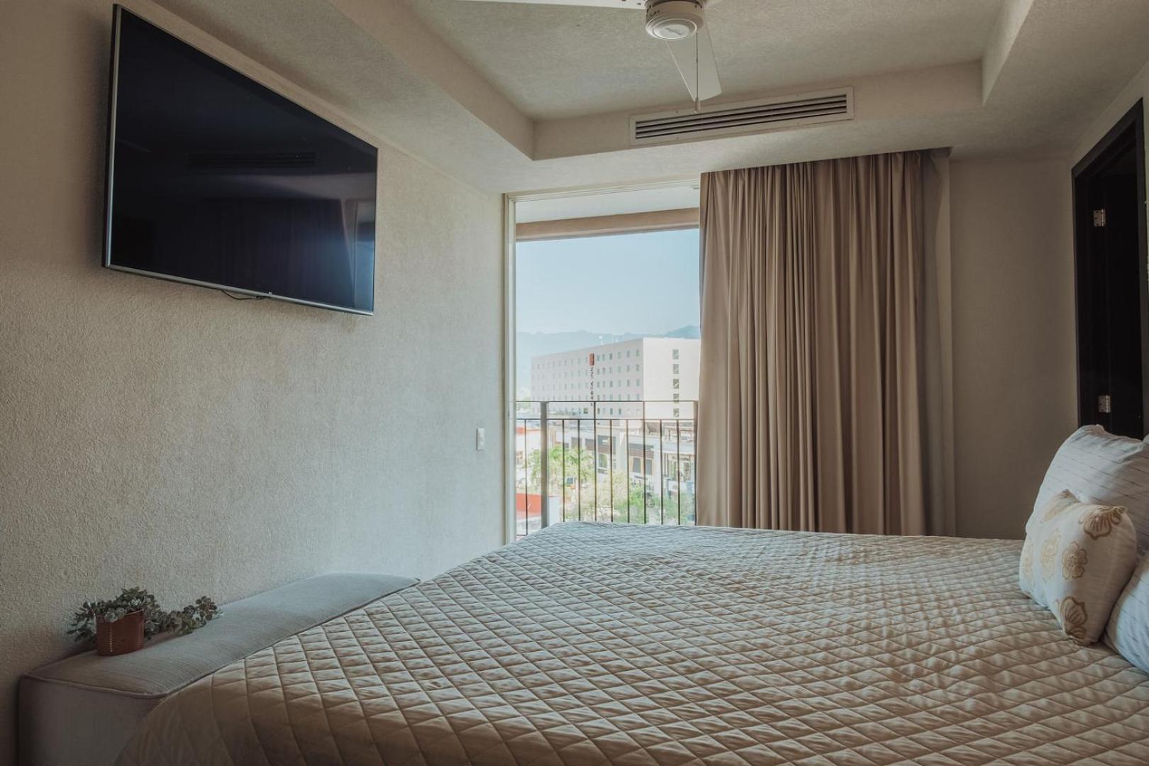 Grand Venetian Beachfront Condos Puerto Vallarta Extérieur photo