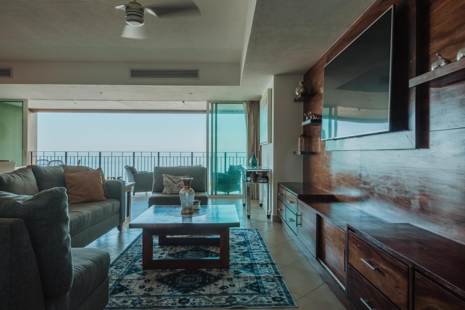 Grand Venetian Beachfront Condos Puerto Vallarta Extérieur photo