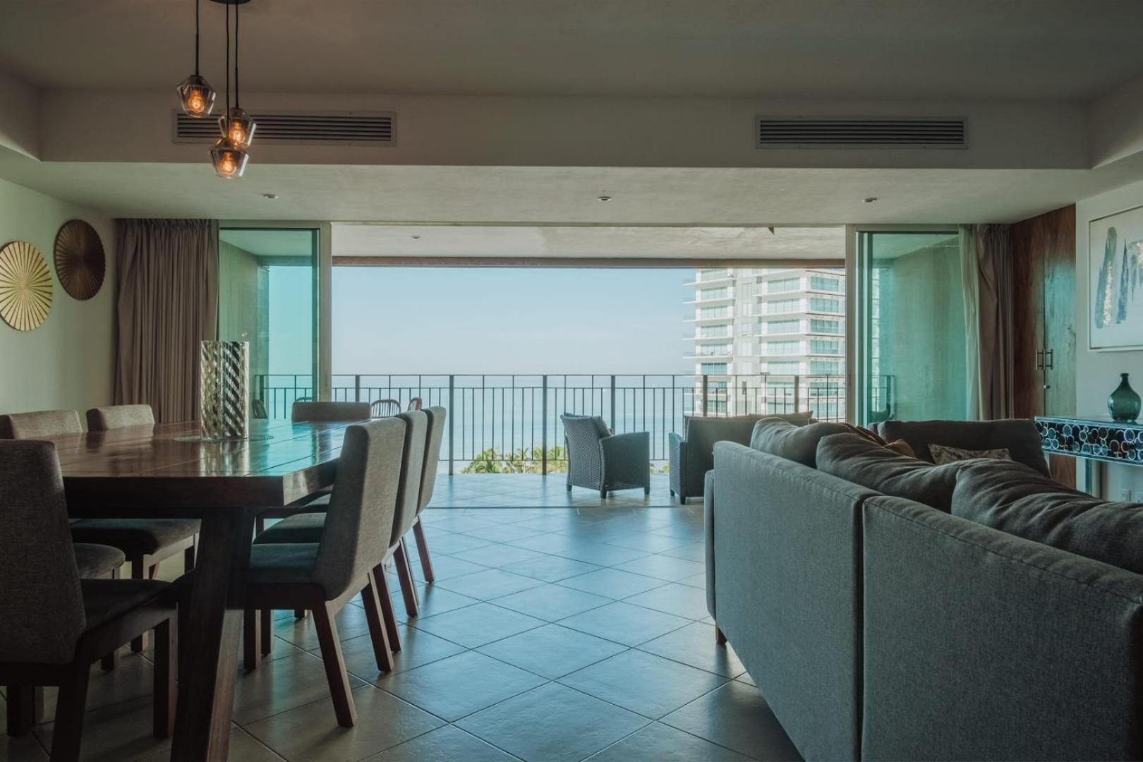 Grand Venetian Beachfront Condos Puerto Vallarta Extérieur photo